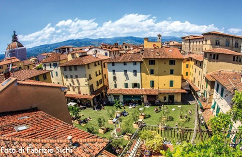 Pistoia Apartment | Stylish flat, Pistoia centre(b/w Firenze&pisa) to taste the real tuscan life!