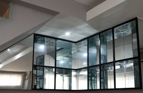 Madina Apartment | Stylish, furnished 4-bedroom house. 25 minutes drive from the airport