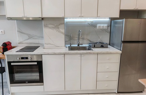 Thessaloniki City Centre Apartment | Stylish Fully Equipped City Center Condo