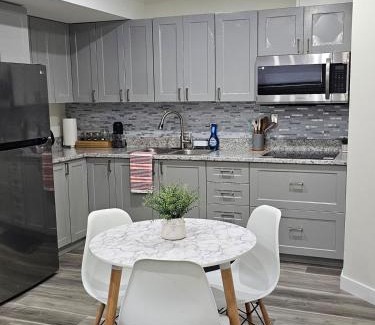 Regina Apartment | Stylish, Fully furnished Brand-New suite