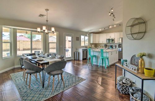 Deer Valley House | Stylish Glendale Home with Private Yard and Patio