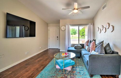 Deer Valley House | Stylish Glendale Home with Private Yard and Patio