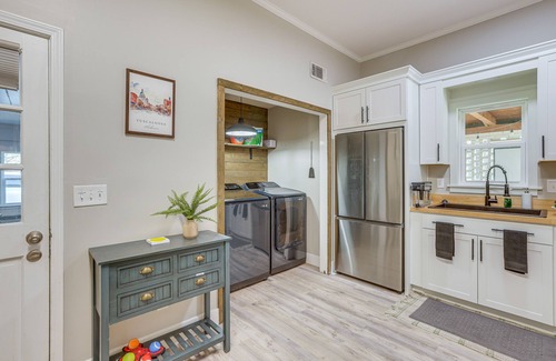 Northport House | Stylish Home w/Pool, 5 Mi to Bryant-Denny Stadium