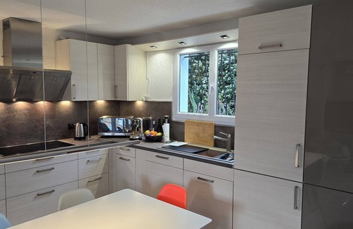Portiragnes House | Stylish house with medit. Garden, AC, barbecue, private + heated. Pool and W-Box