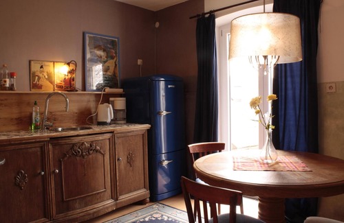 Gefrees House | Stylish house with space to meet, inspiration around the campfire, playground