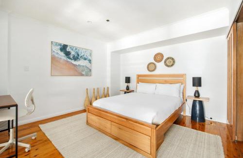 Ultimo Apartment | Stylish Inner City 2-Bed Unit by Fig Lane Park