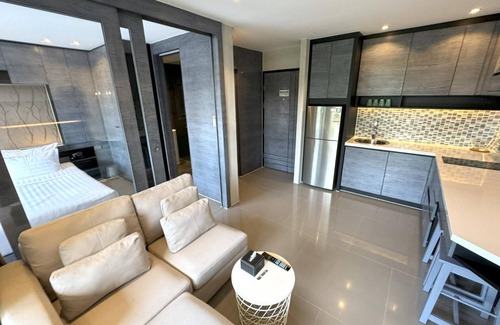 Kamala Apartment | Stylish Kamala apartment at Citygate P109