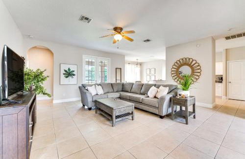 Campbell House | Stylish Kissimmee Home with Patio - Near Disney!
