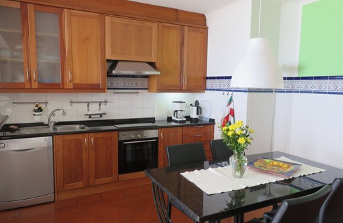 Vale Furado Apartment | stylish living over 2 floors, with a sweeping view of the Atlantic
