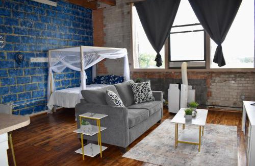 Detroit Apartment | Stylish Loft Near Downtown Detroit
