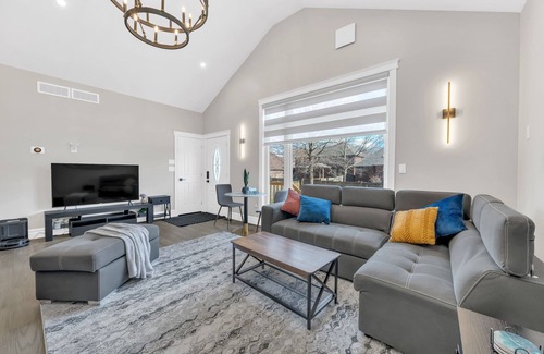 LaSalle Apartment | Stylish luxury apartment