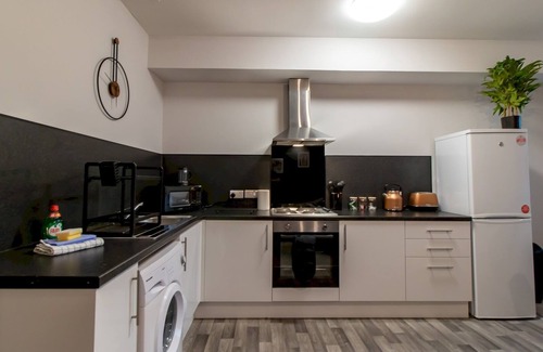 Newcastle-upon-Tyne Apartment | Stylish Maisonette, Newcastle | Pass the Keys