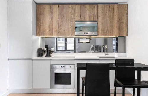 St Albans Apartment | Stylish Modern Apartment in St Albans City