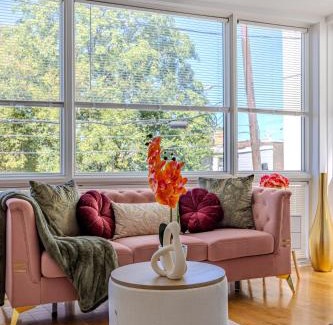 16th Street Heights Apartment | Stylish, Modern & Cozy
