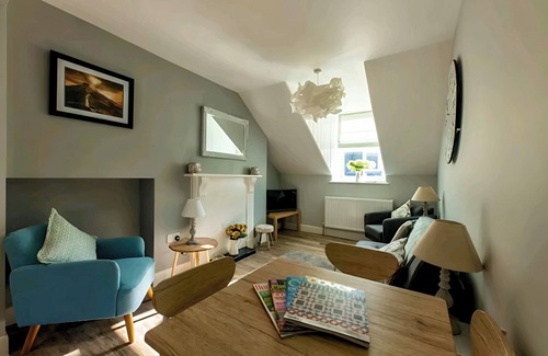 Barbican Apartment | Stylish Modern Loft Appartment on The Hoe