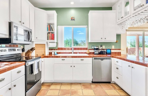 Borrego Springs House | Stylish & Modern Desert Retreat w/Mountain Views!