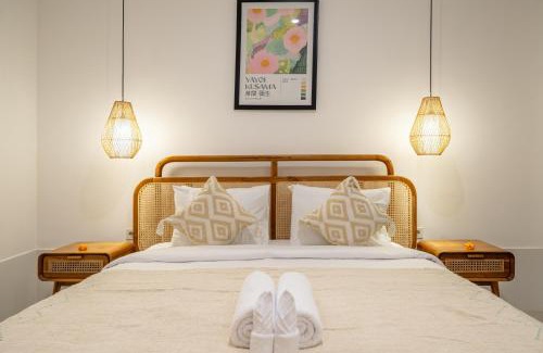 Padangsambian Klod Villa | Stylish Modern Villa - Prime Spot - Spacious Pool Retreat