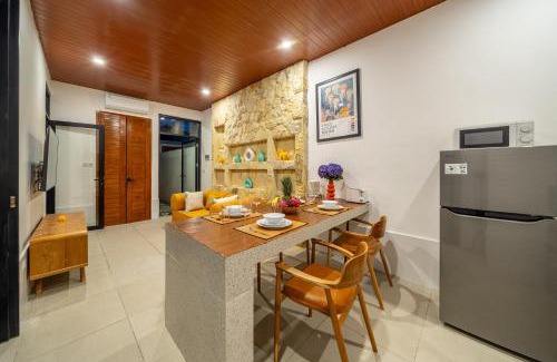 Padangsambian Klod Villa | Stylish Modern Villa - Prime Spot - Spacious Pool Retreat