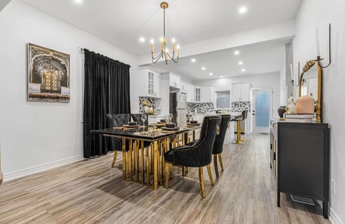 Niagara Falls Apartment | Stylish *NEW* 2BR Suite| 2.5Baths | Close to Falls