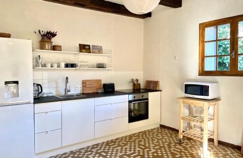 Saint-Vincent-Rive-d'Olt Apartment | stylish one bedroom apartment in a lovely village