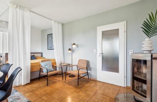 Denzlingen Apartment | Stylish Oasis with Panoramic view