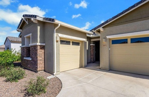 San Tan Valley House | Stylish One-Bedroom Casita with Full Kitchen, Laundry & Fully Furnished