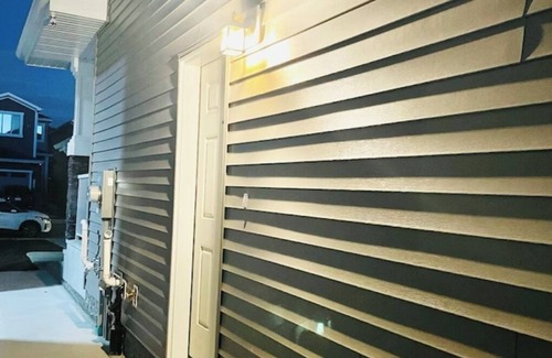 Southwest Edmonton House | Stylish One Bedroom Cozy Home