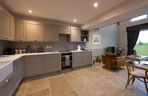 Murthly Cottage | Stylish one Bedroom Country Steading