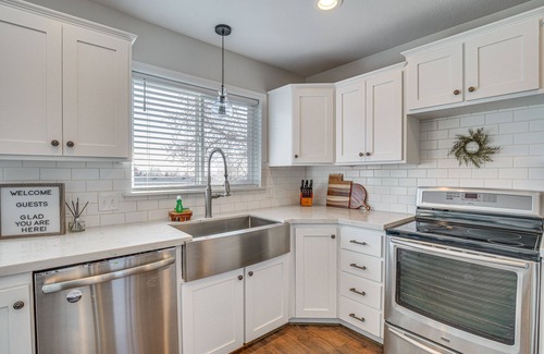 Northridge House | Stylish Orem Retreat w/Deck, Near BYU & UVU!