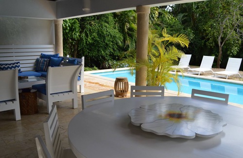 Vivero Villa | Stylish private hideaway