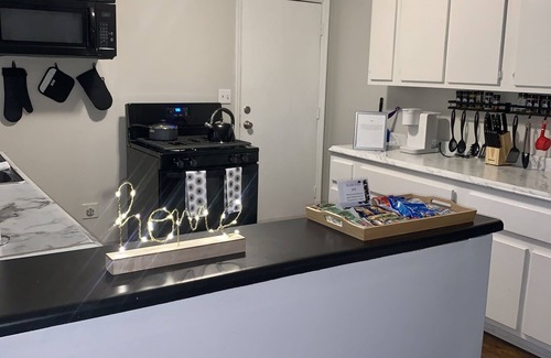Church Street House | Stylish purple retreat home 10 min from ATL airport!