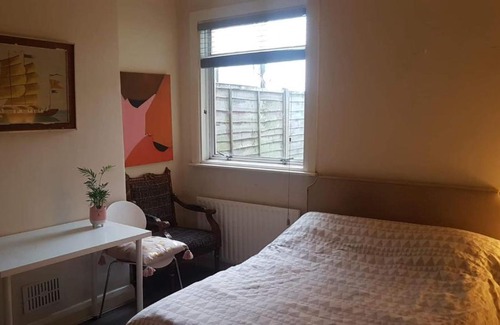 Harlesden House | Stylish Relaxing Room