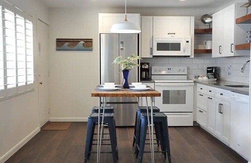 Siesta Key Condo | Stylish Retreat on Private Crescent Beach