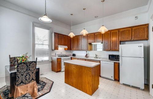Alkali Flat House | Stylish Sacramento Retreat Less Than 1 Mi to Downtown!