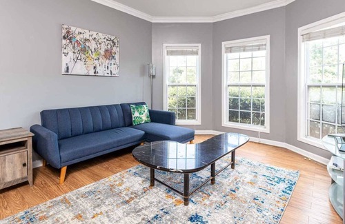 Tucker House | Stylish Sanctuary on Place Ct
