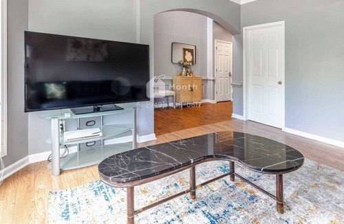Tucker House | Stylish Sanctuary on Place Ct #41775