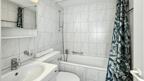 District 6 Apartment | Stylish studio in city center - Crown 36