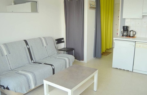Le Pouliguen Apartment | Stylish Studio Near Harbor & City Center - Le Pouliguen