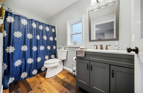 Gorham Apartment | Stylish Studio Retreat | WiFi | Near Gorham Center