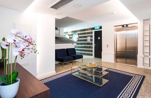 Northbridge Apartment | Stylish Studio With Balcony