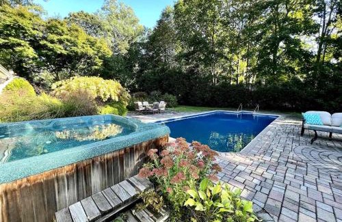 Wading River House | Stylish Sunset Retreat: Near Beach, Pool, Hot Tub