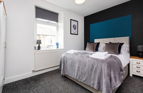 Burnley House | Stylish Three Bed House Burnley