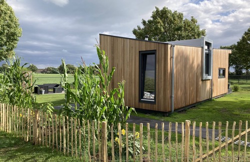 Koudum Ski Chalet | Stylish Tiny House for 2 people
