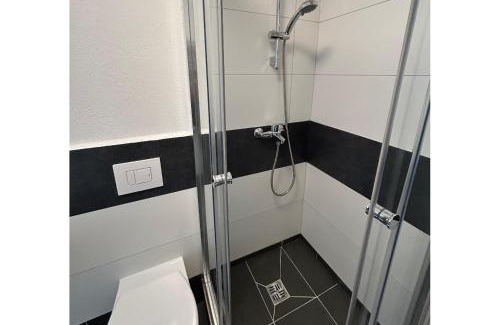 Alt-Muhlburg Apartment | stylish top-floor hideaway for Two in Karlsruhe-Mühlburg - APOLONIAliving - Apt1
