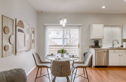 McArdle House | Stylish townhome close to every convenience.