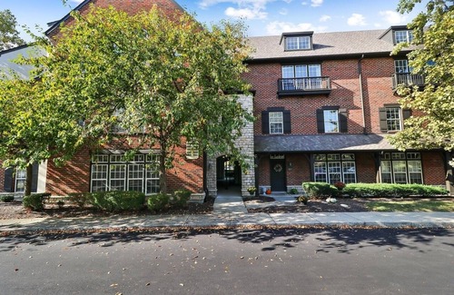 Dublin House | Stylish Townhome w/Gym, Washer/Dryer, Parking, Pet-Friendly!