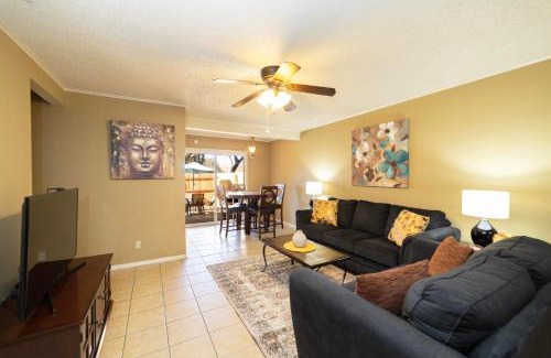 West San Antonio House | Stylish Townhome with Shared Pool Access in Gated Complex