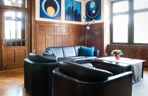 Eisenach Apartment | Stylish villa apartment (103 + 109 sqm) in a prime location and short distances to culture / nature