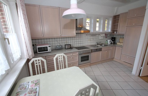 Rellingen Apartment | Stylish villa near Hamburg