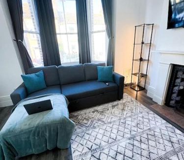 Margate Apartment | Stylish Westbrook Apartment